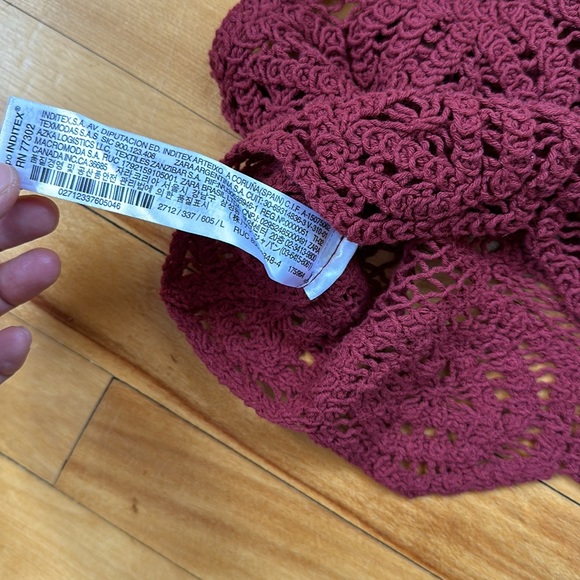 Zara Crochet Burgundy Crop Top - Picture 5 of 6